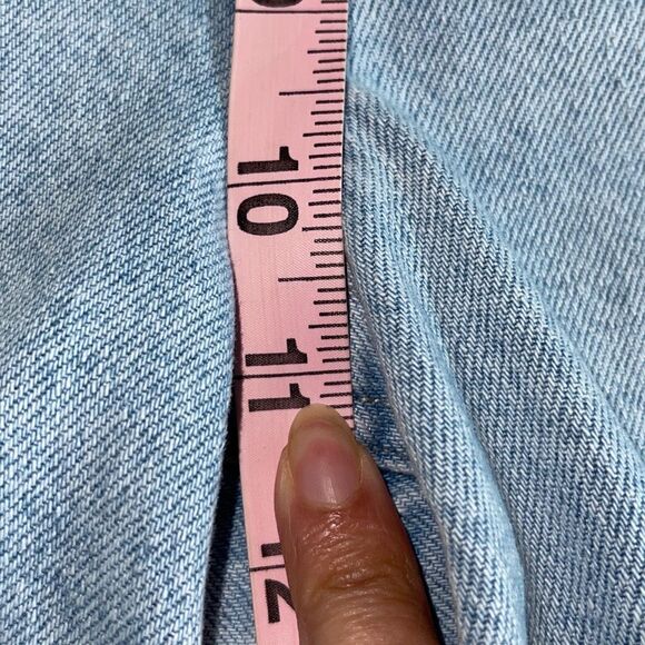 Talbots Womens High Rise Raw Hem Wide Leg Cropped Jeans Blue Light Wash Size 8 - Picture 8 of 9